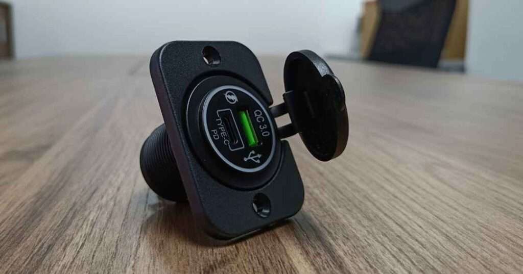 Cargadores USB para buses: conectividad y confort para la modernización de flotas